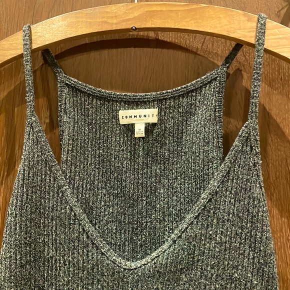 Community Tank 🌿 - Picture 2 of 3